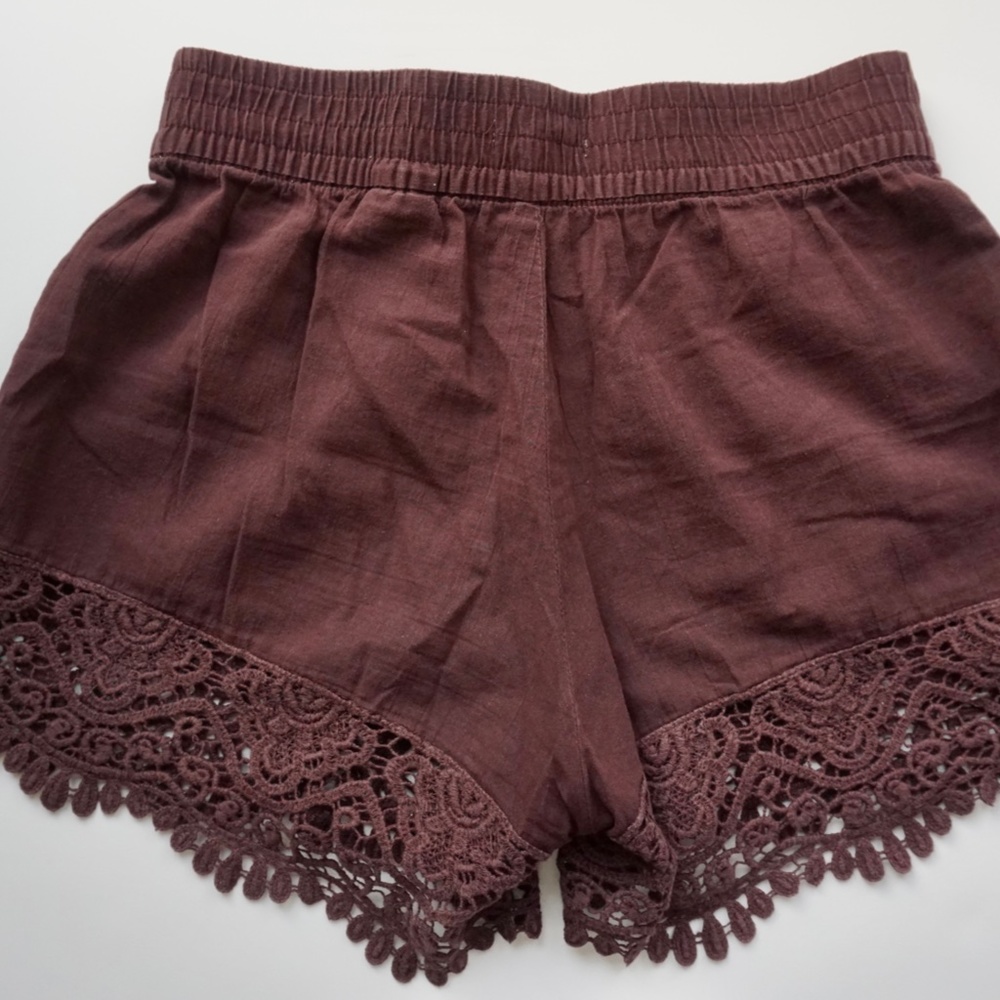 H&M Grape/Purple Cotton and Lace Shorts - Size 4